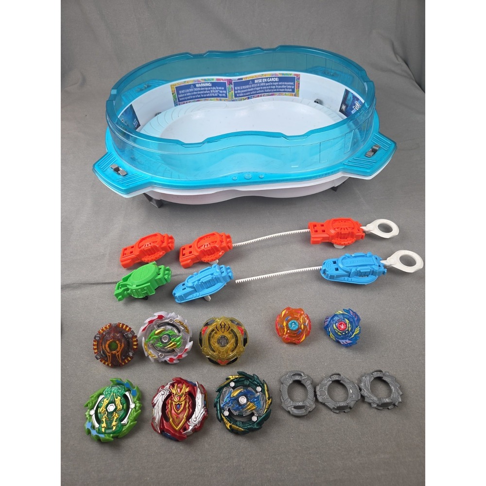Lot Of Beyblade Burst Rise Arena with Beyblades Launchers